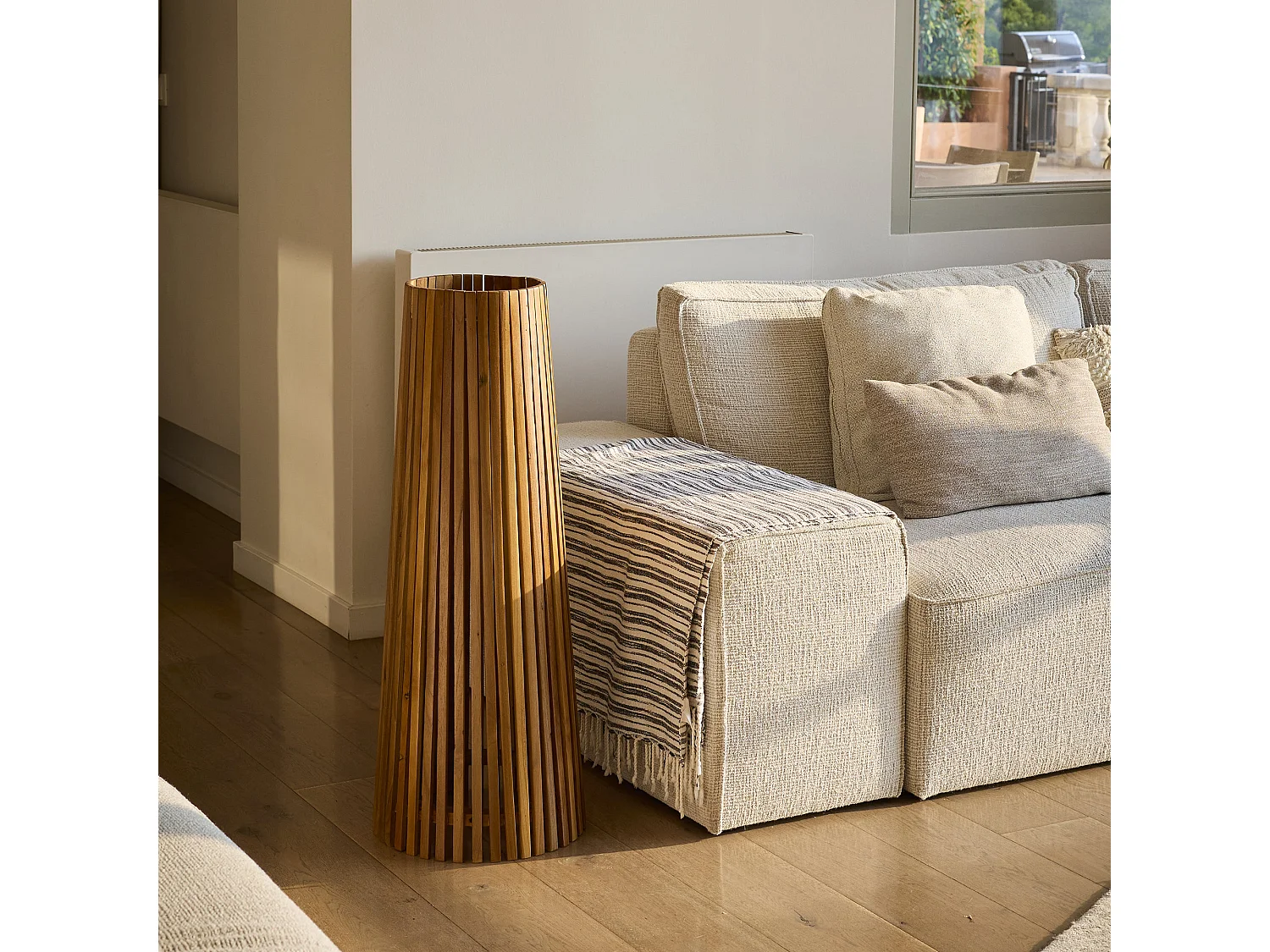 Lampadaire d'extérieur solaire TECKA SMALL H90cm