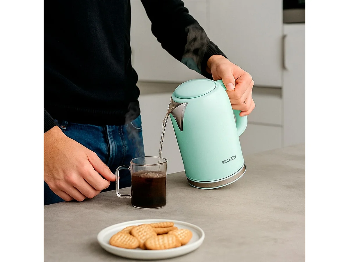 Hervidor Becken BWK8769GR 2200W base rotativa 1,7L verde