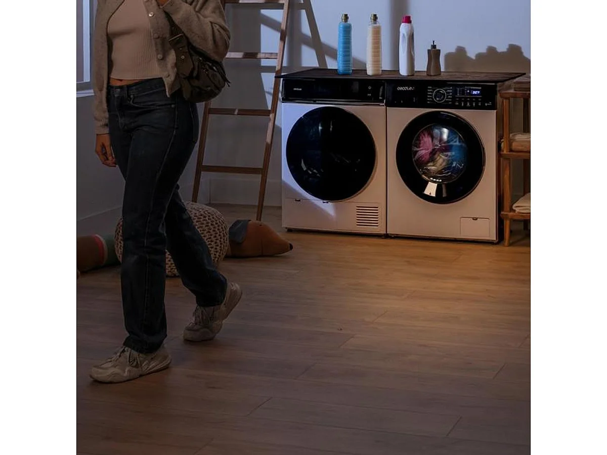 Lavadora carga frontal  Cecotec Bolero DressCode 7150 7kg 1400 rpm 12 programas A blanco/negro 59,5 cm