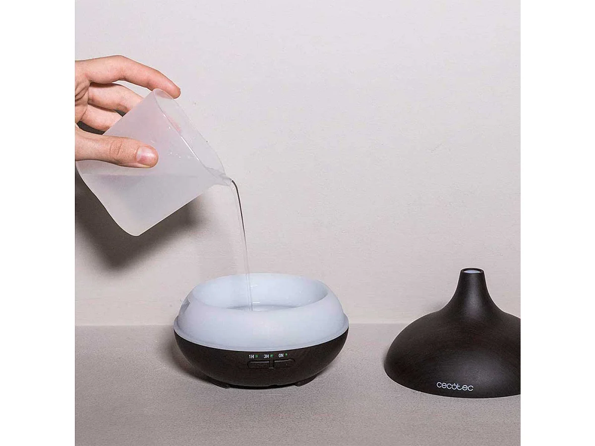 Humidificador Cecotec Pure Aroma 150 Yin luz LED 150ml negro