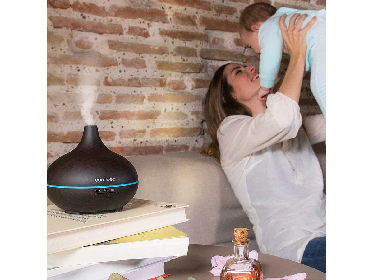 Humidificador Cecotec Pure Aroma 150 Yin luz LED 150ml negro