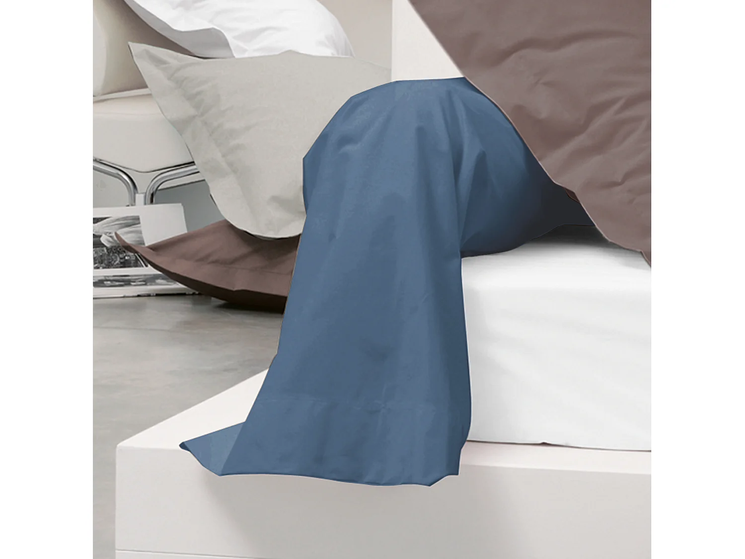 Taie de traversin uni 230X43 cm coton ALTO bleu Jean
