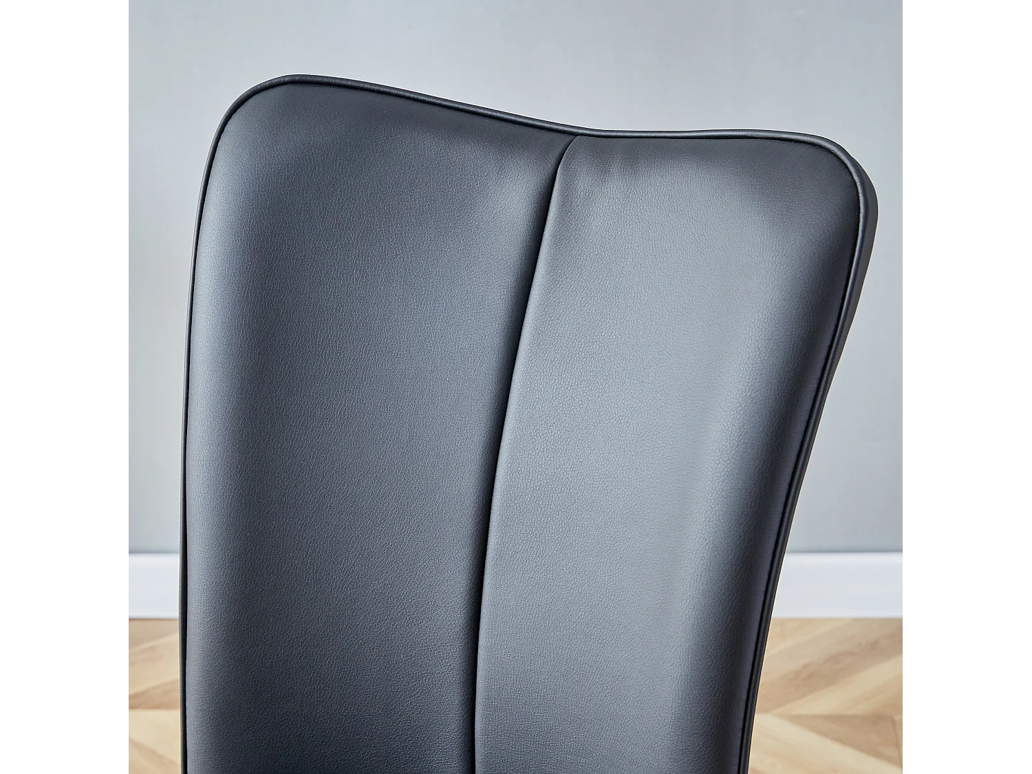 Set di 2 sedie in PU nero con gambe in metallo argentato