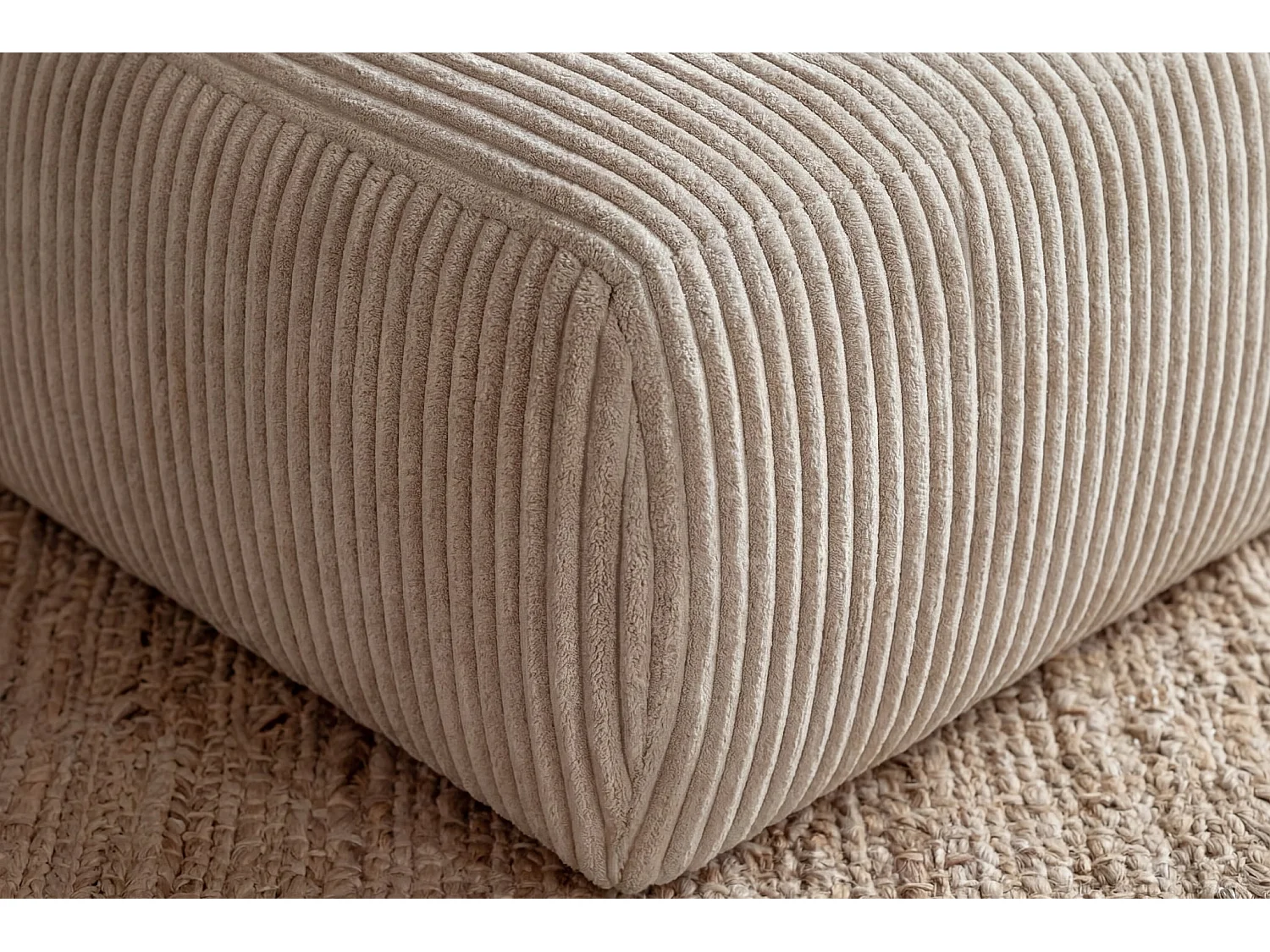 ELIO - Pouf en velours côtelé Beige 74x74x41