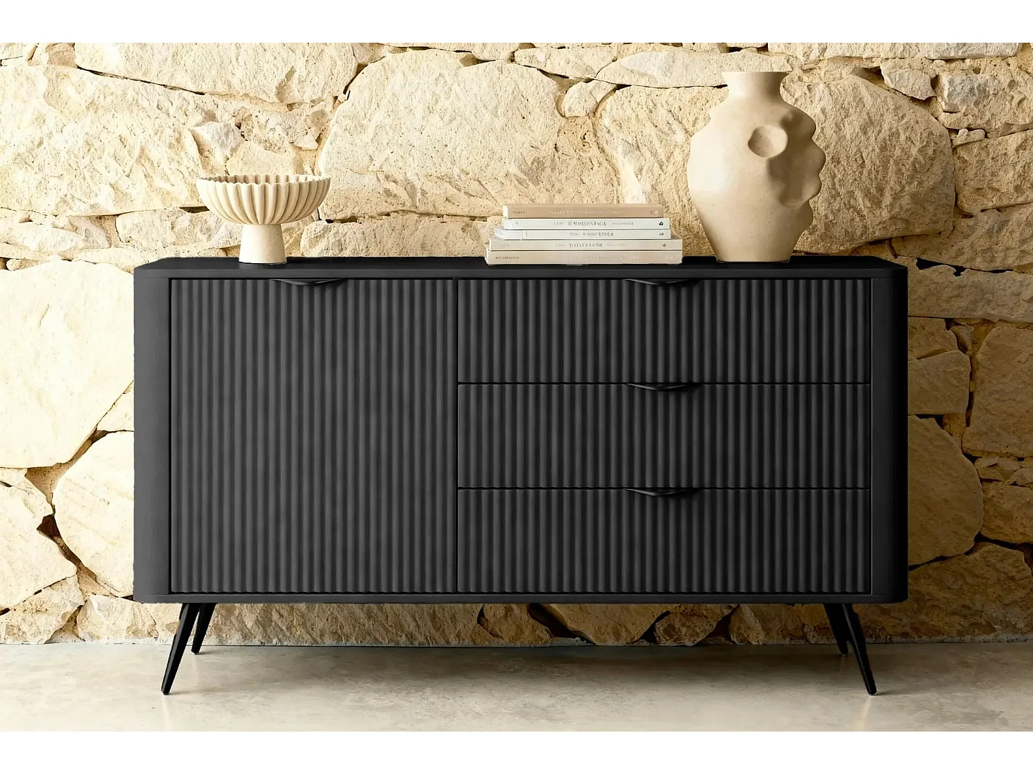 JOUDY MINI - Mini buffet 138cm effet rainuré - Noir