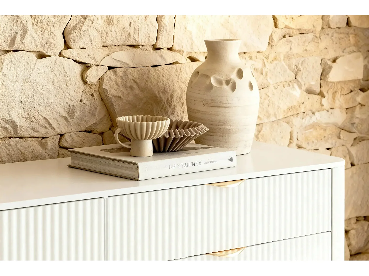 JOUDY - Buffet 163cm effet rainuré - Blanc