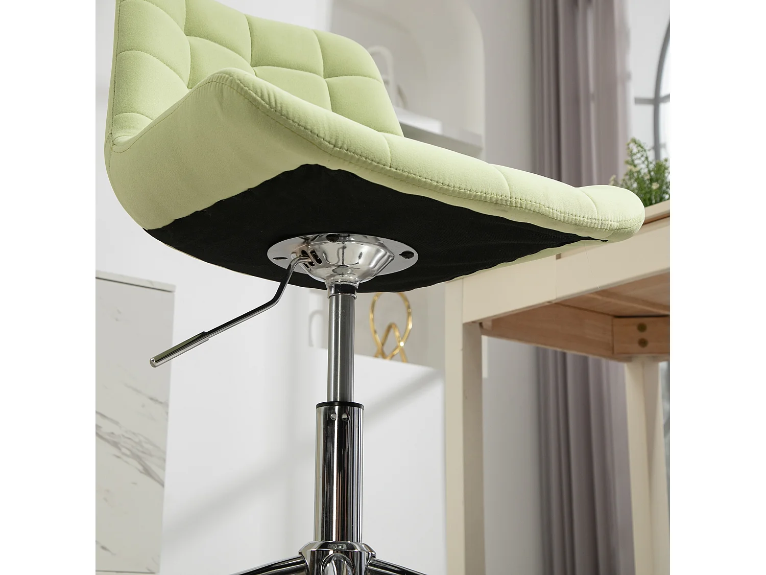 KINDERSCHREIBTISCHSTUHL MICKY Samtbezug Hellgrün