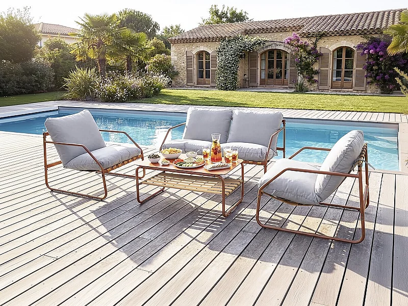 Metalowy zestaw ogrodowy na 4 osoby "Sora" terakota z grubymi poduszkami i niskim stolikiem ze szkła