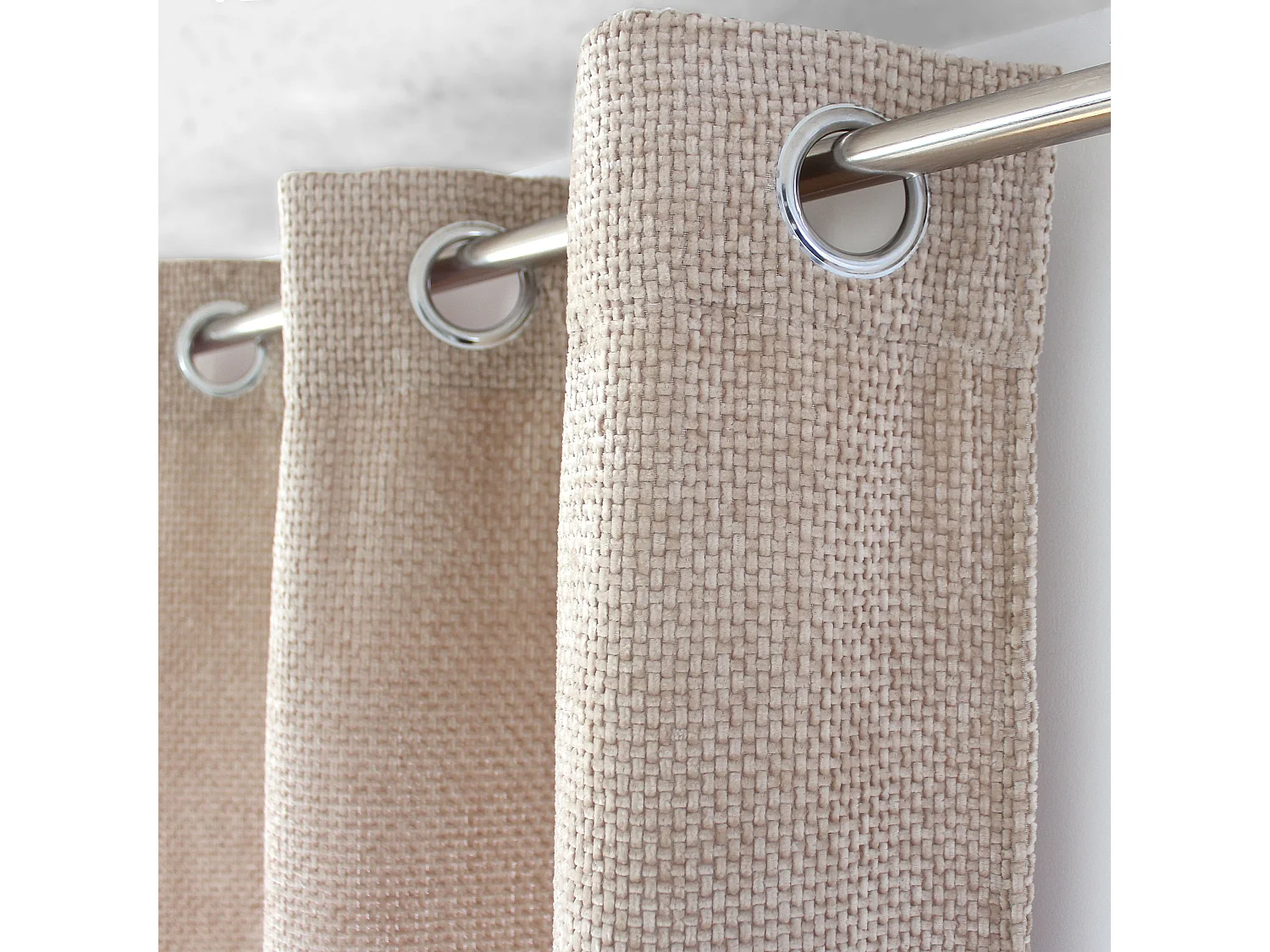 Lot de 2 Rideaux Velours Chenillé, à Œillets, Beige Naturel, 100% polyester, Collection Kamala