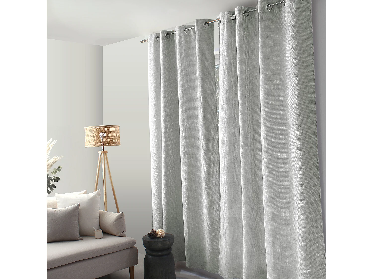 Lot de 2 Rideaux Velours Chenillé, à Œillets, Gris Clair, 100% polyester, Collection Kamala