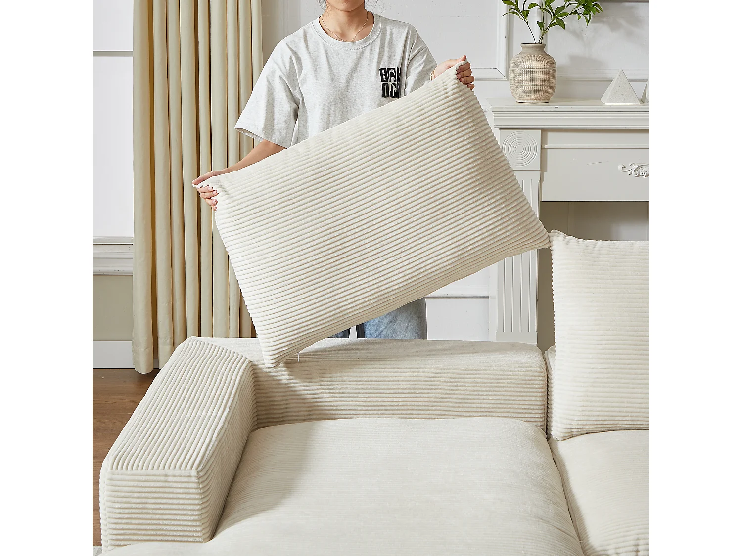 Canapé d'angle 3 places avec méridienne et 3 coussins - Velours côtelé beige