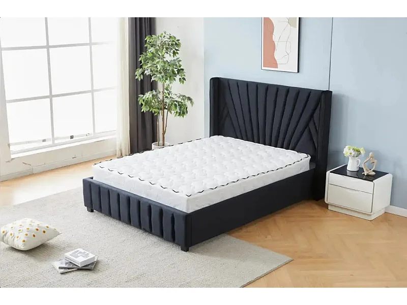 Protocole Home — Lit HATICE en velours 2 places (140x190 ou 160x200), tête de lit et sommier à lattes inclus, beige/gris/noir.