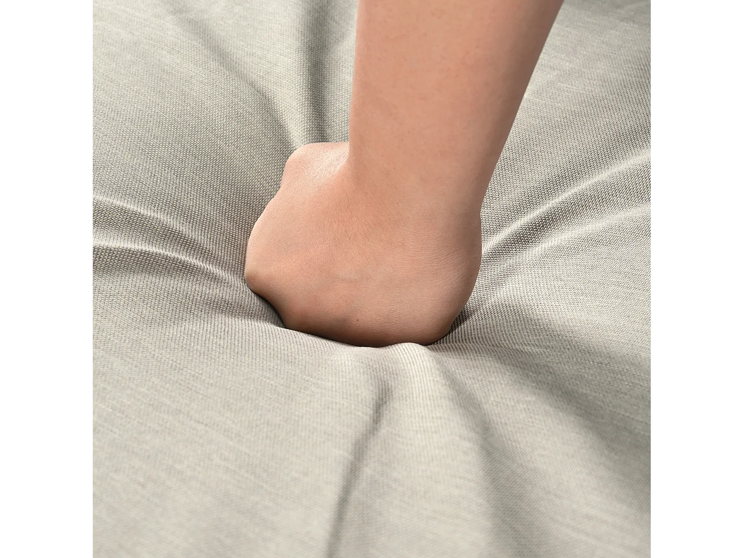 Tuintafel en stoelen, 4 stuks, 2 krukken, eettafel, houten blad, gegalvaniseerd staal, grijs