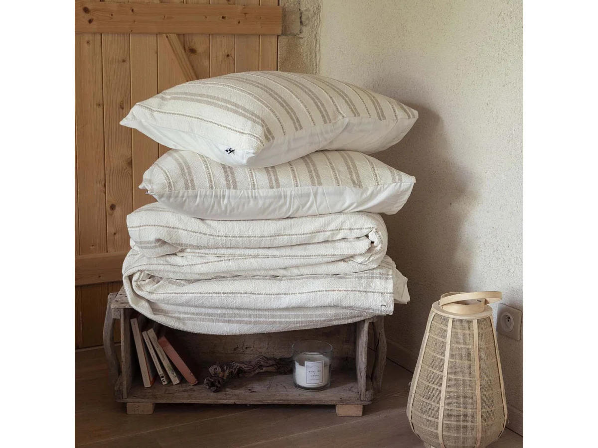 Taie d'oreiller 50x70cm coton tissage texturé coloris blanc rayé beige - TITOUAN