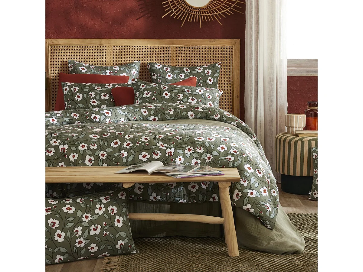 Chemin de lit 90x200cm gaze de coton imprimé Floral coloris vert - FLORIANE