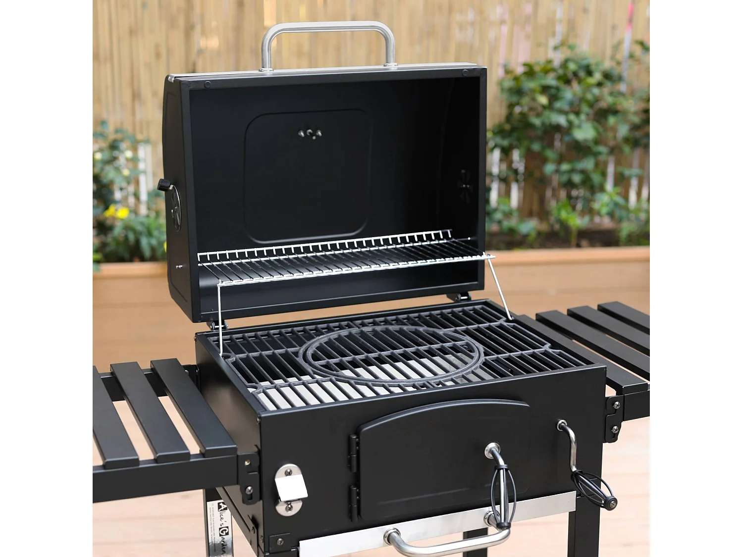 Parrilla de carbón con funda negro