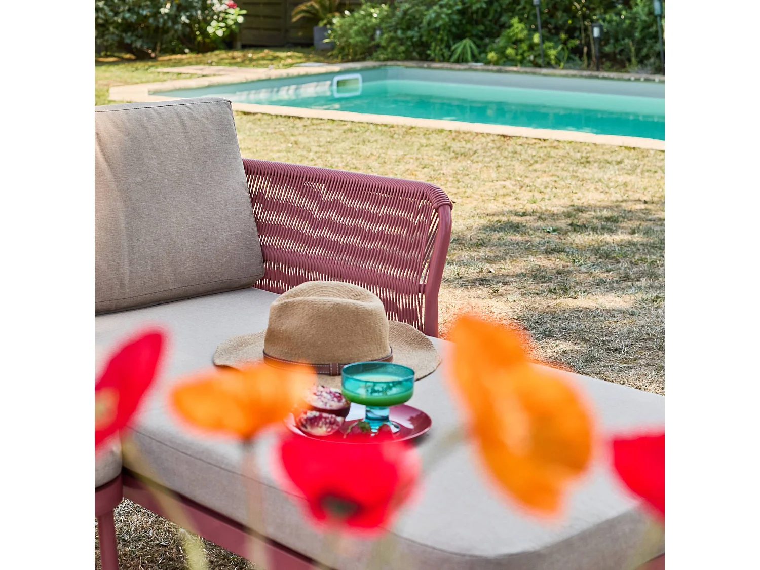 Salotto da giardino angolare in acciaio e corde, 4 posti, beige