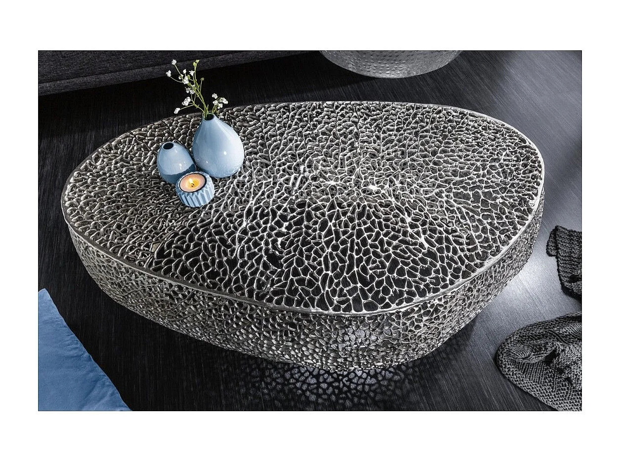 Table basse design METRIX 122x69 cm – Aluminium argenté à motifs arrondis