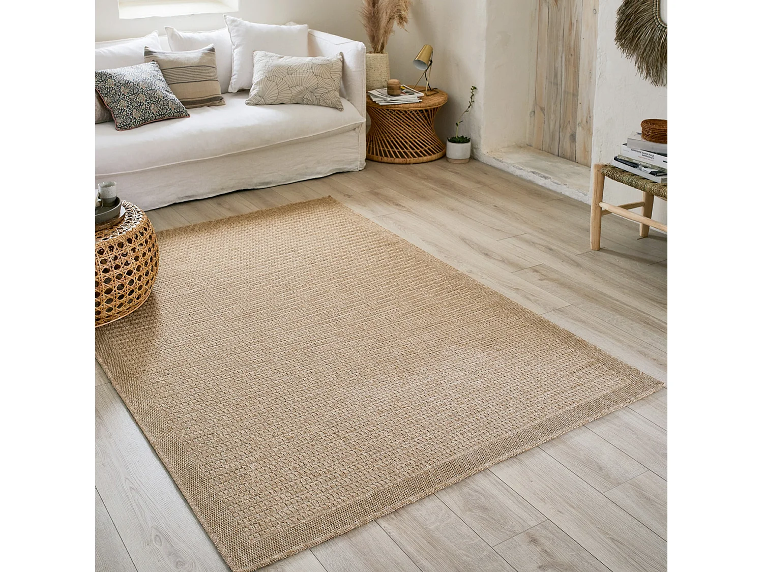 Tapis intérieur/extérieur rectangulaire effet toile de jute beige 120 x 160 cm - Finch