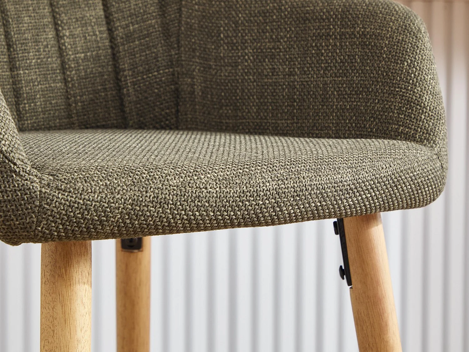 Tabouret de Bar avec Dossier et Accoudoirs - Pieds en Chêne, Assise en Lin - Hauteur Fixe 75 cm - Idéal pour Comptoir, Îlot de Cuisine, Bar