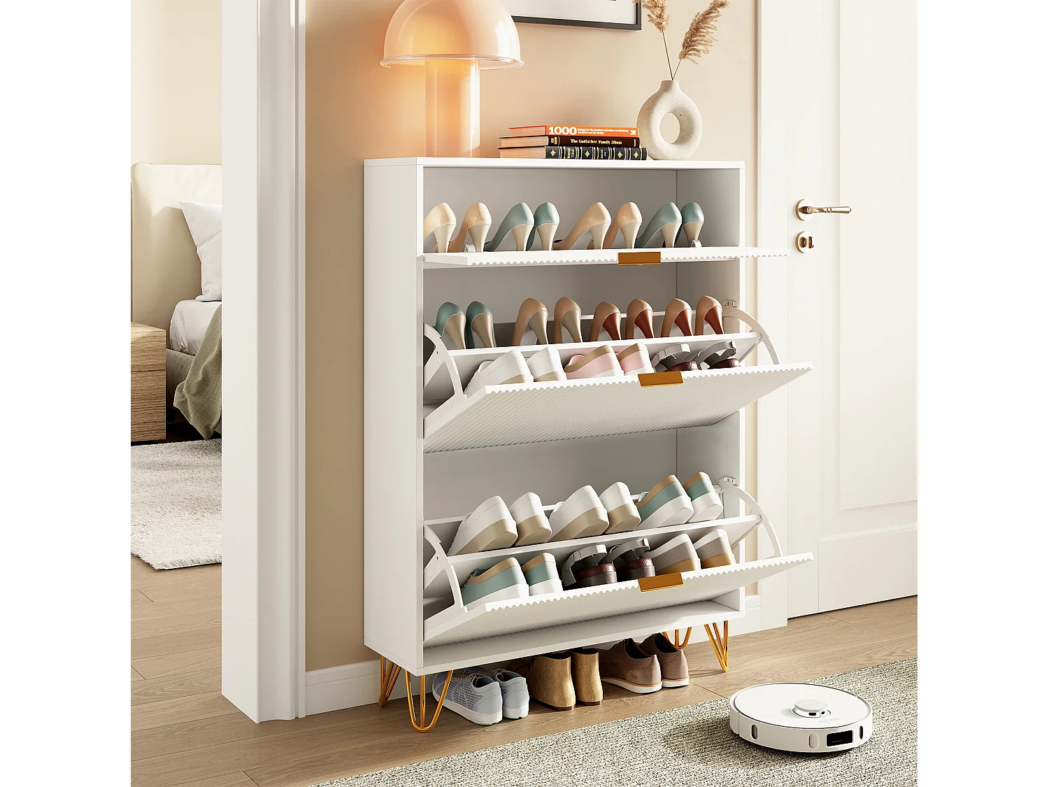 Smalle witte schoenenkast met 2 kleppen, gouden handgrepen, opvouwbare meerlaagse opbergruimte voor hal en entree