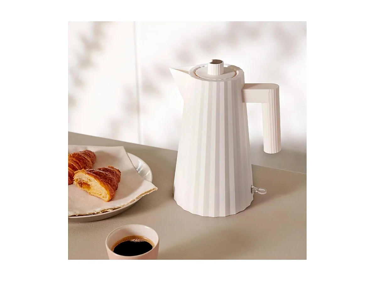 PLISSÉ, Bouilloire Électrique Noir, Alessi