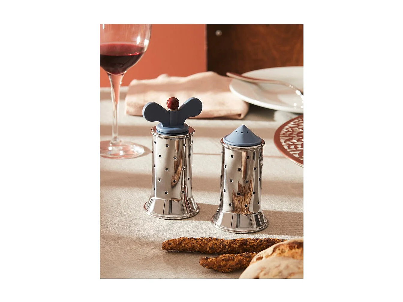 9098 B, Moulin à poivre noir, Alessi