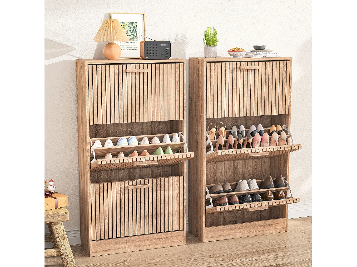 Meuble Chaussure Bois Rangement Placard 3 Portes Abattants Grande Capacité Aspect Bois, 60x24x113cm