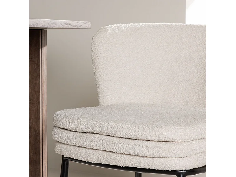 Agnes Esszimmerstuhl weiß.