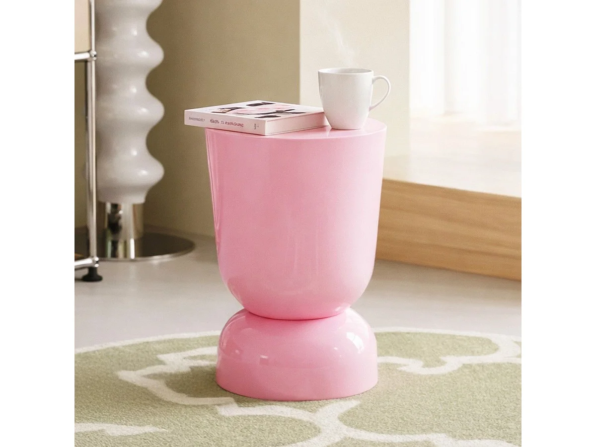 Bout de canapé en résine rose pâle brillant Ø31 cm - Tilda