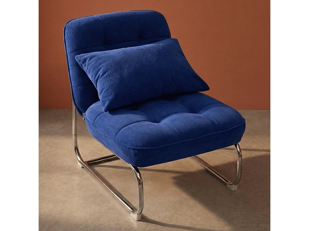 Fauteuil en velours côtelé bleu électrique, piètement chromé - Marvin