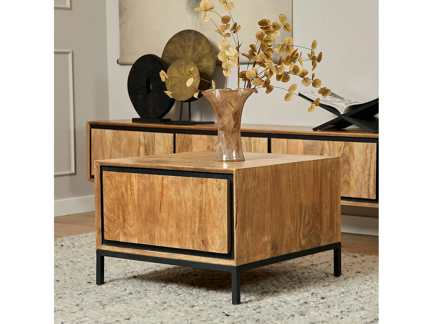 Petite table basse carrée bois cadre noir UVEA