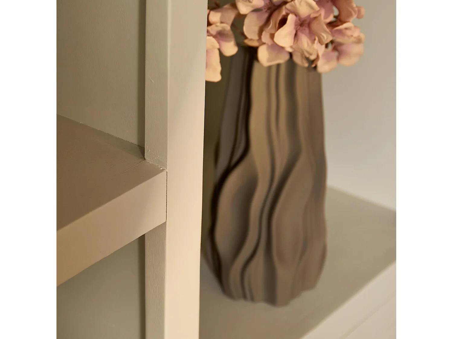 Grande bibliothèque bois sable style minimaliste MONTARO