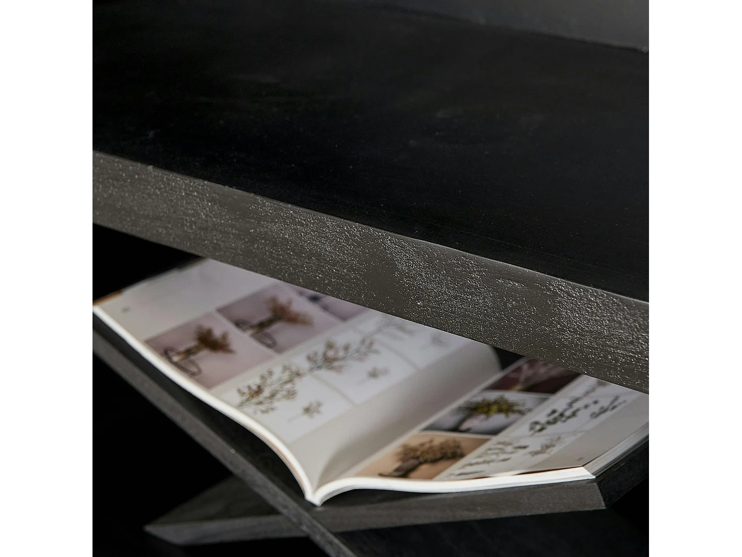 Grande bibliothèque bois noir style minimaliste MONTARO