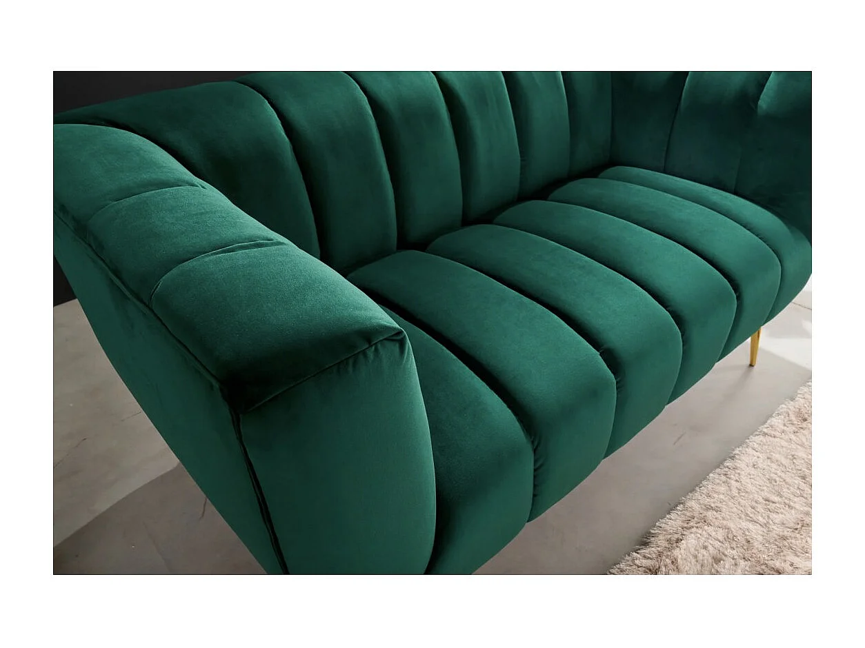 Canapé droit NORA 2 places vert émeraude – Canapé chic en velours avec pieds en métal