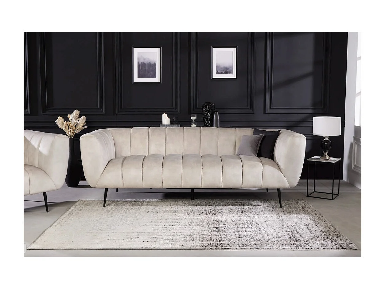 Canapé droit NORA blanc champagne – Canapé chic en velours avec pieds en métal noir