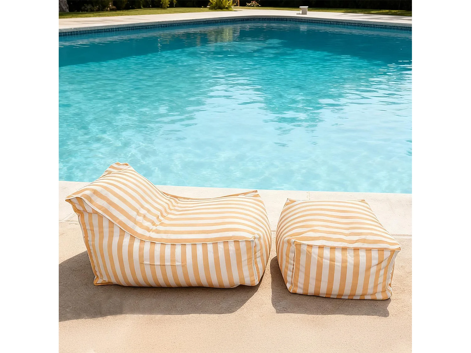 Ensemble de poufs d’extérieur rayés jaune déperlant POSITANO