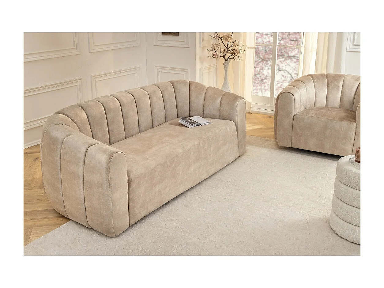 Canapé droit MYSTRO beige – Canapé design en velours avec accoudoirs