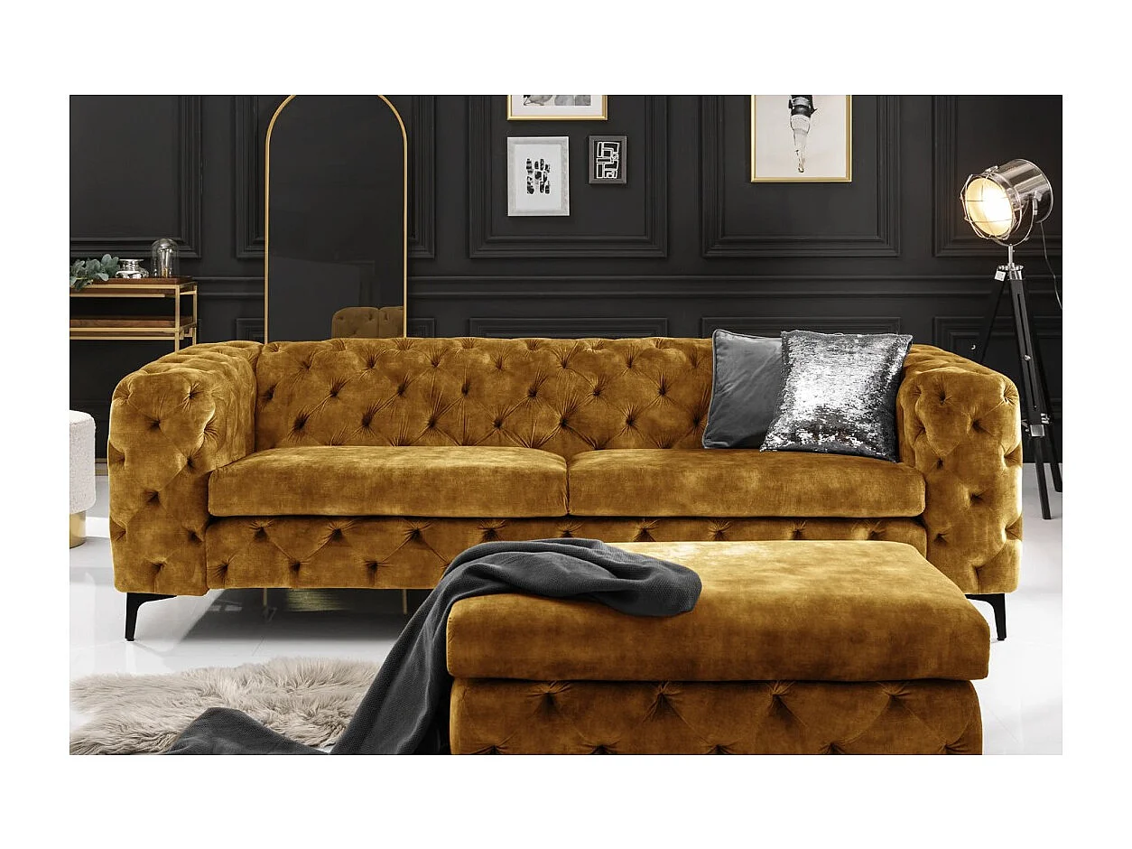 Canapé + pouf VELENA jaune moutarde – Ensemble baroque en velours avec pieds métal noirs