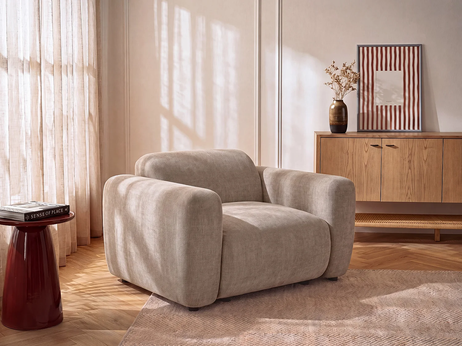Sillón clásico de tela topo de Maison Céphy POGNI