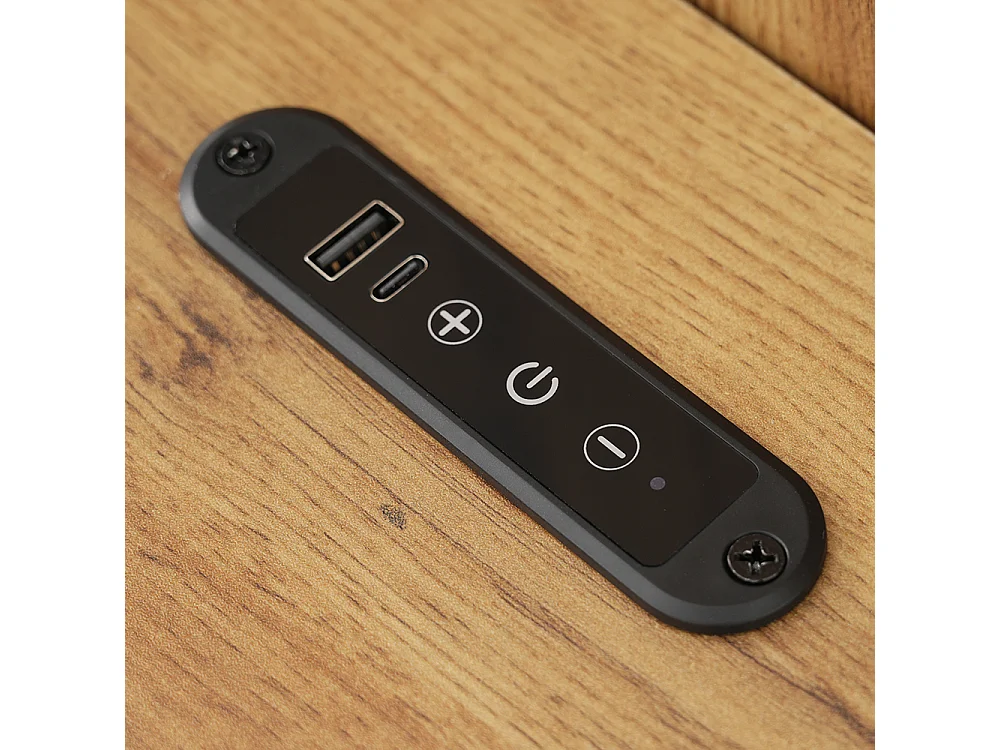 Lit adulte 180×200cm en bois + MDF - avec table de chevet suspendue - avec LED + prises chargement - avec espace de rangement - Naturel