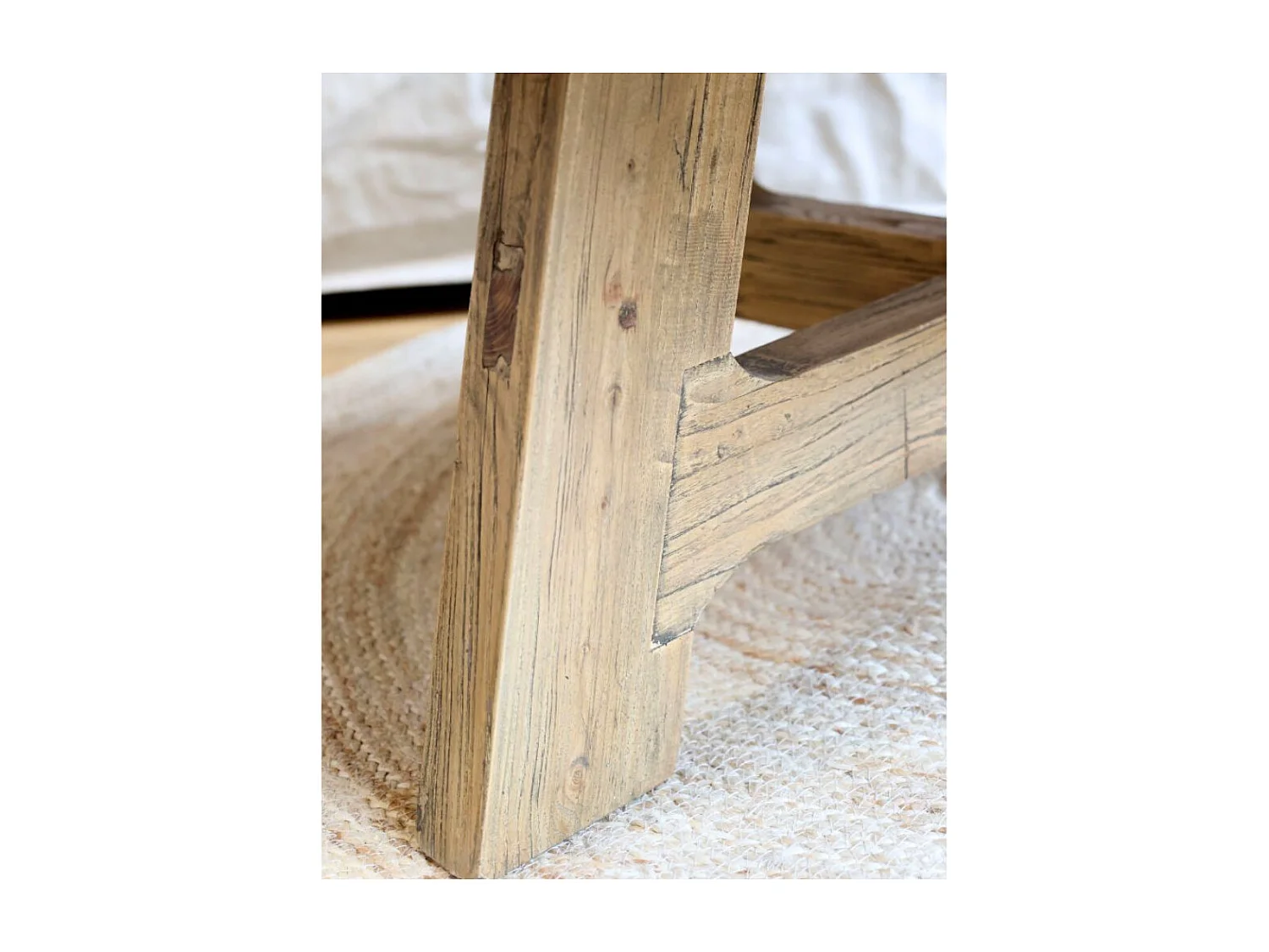 Table basse antique en bois recyclé marron Ø.90 x Ht.38 cm