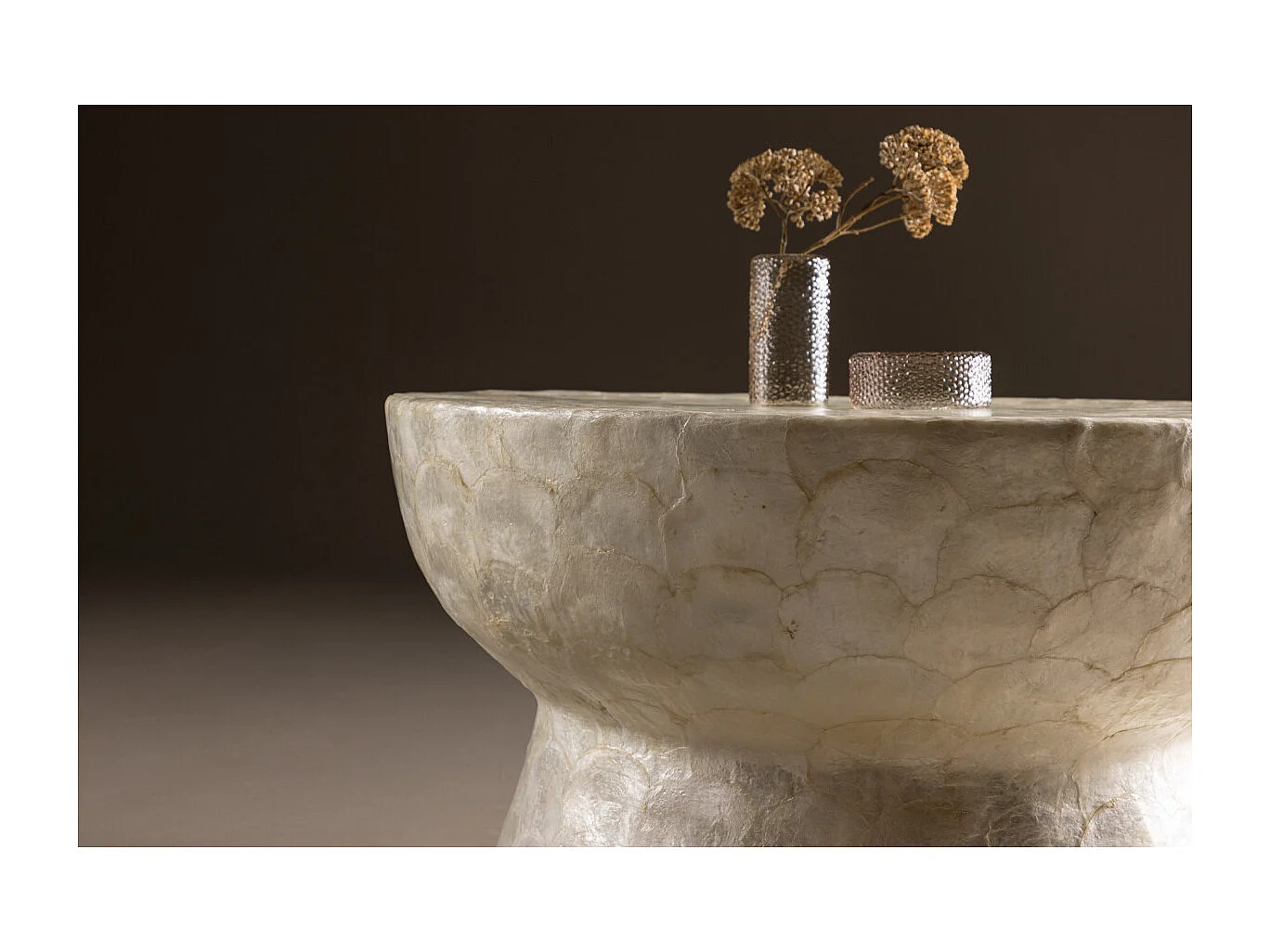 Table Basse en Capiz "Sandon" 70cm Beige