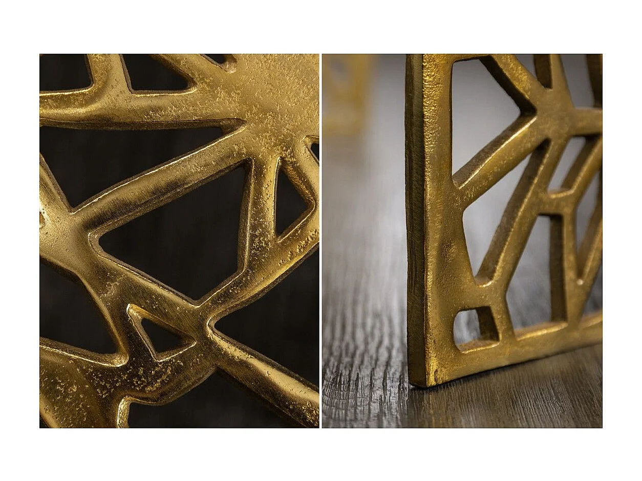 Table basse METRIX carrée 60 cm – Table basse design en aluminium doré à motifs géométriques