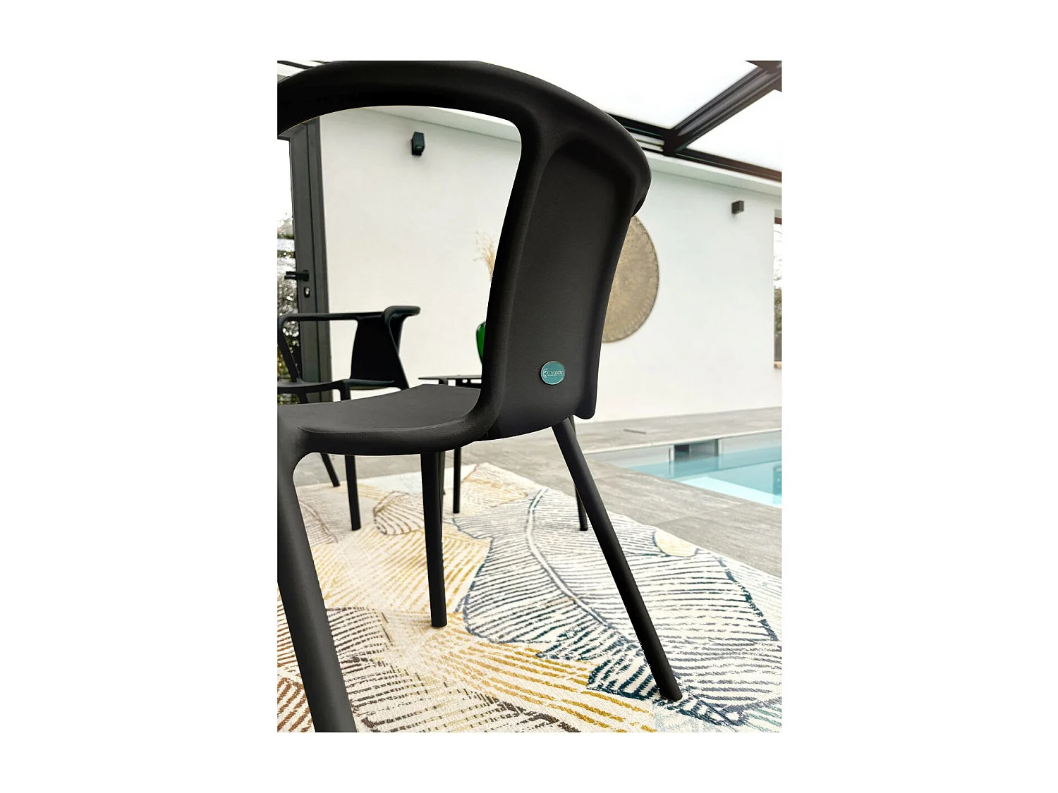 Lot de 2 Fauteuils de Jardin Empilables "Diego" 72cm Noir