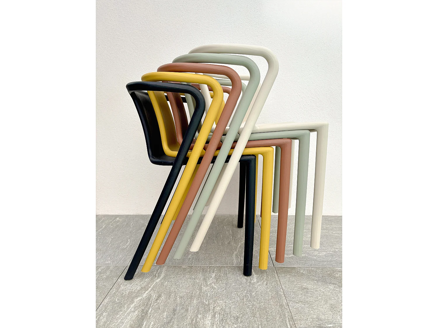 Lot de 2 fauteuils de jardin empilables en Polypropylène - DIEGO