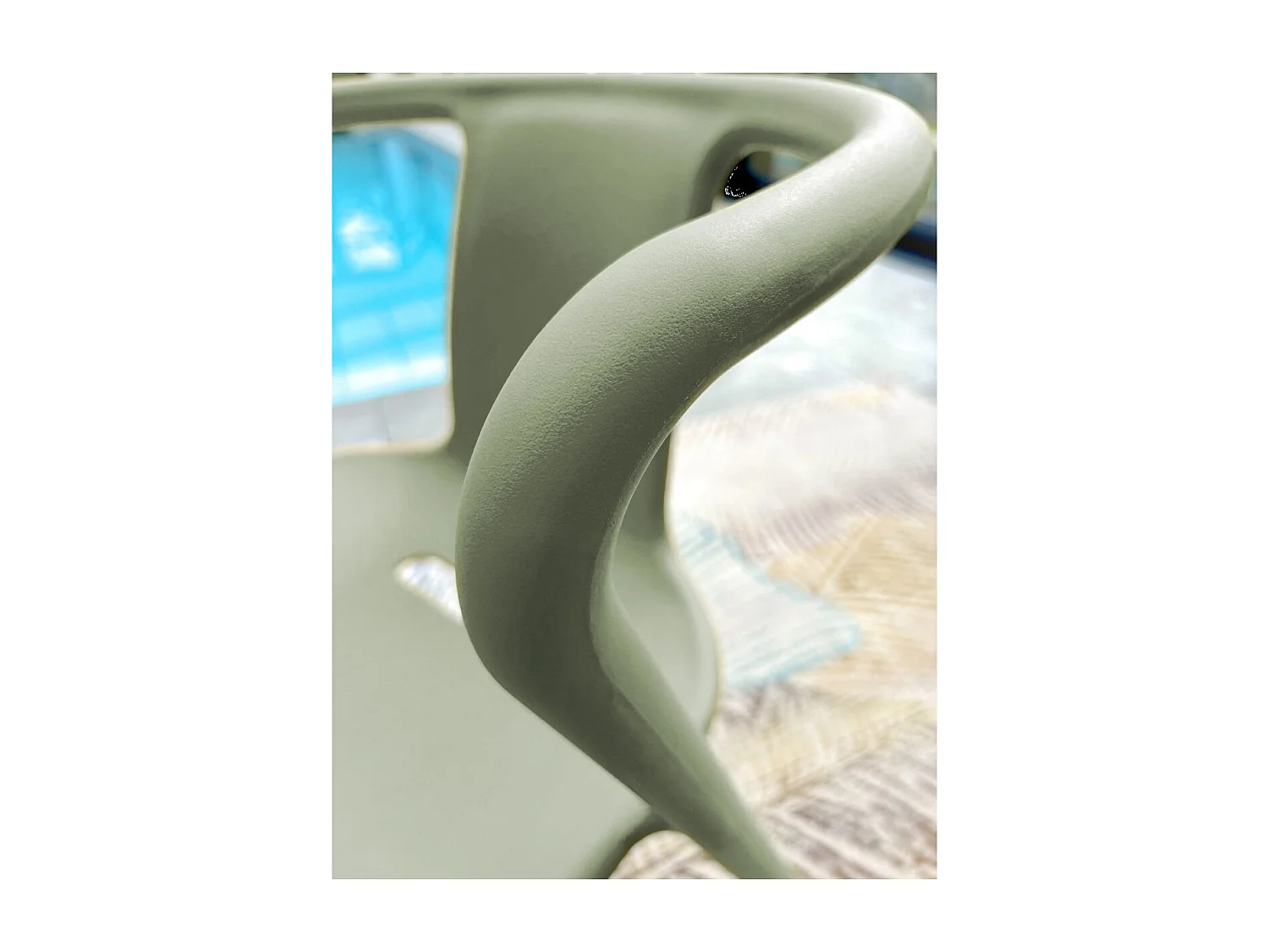 Lot de 2 Fauteuils de Jardin Empilables "Diego" 72cm Vert Olive