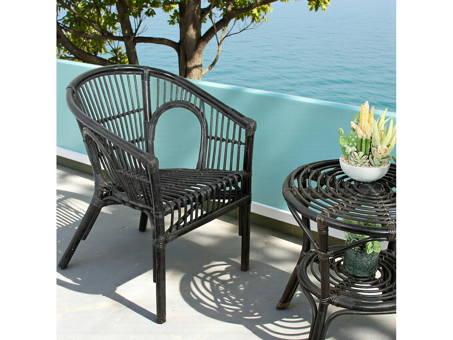 Salon de jardin en rotin noir (2 fauteuils, 1 table basse) COPENHAGUE