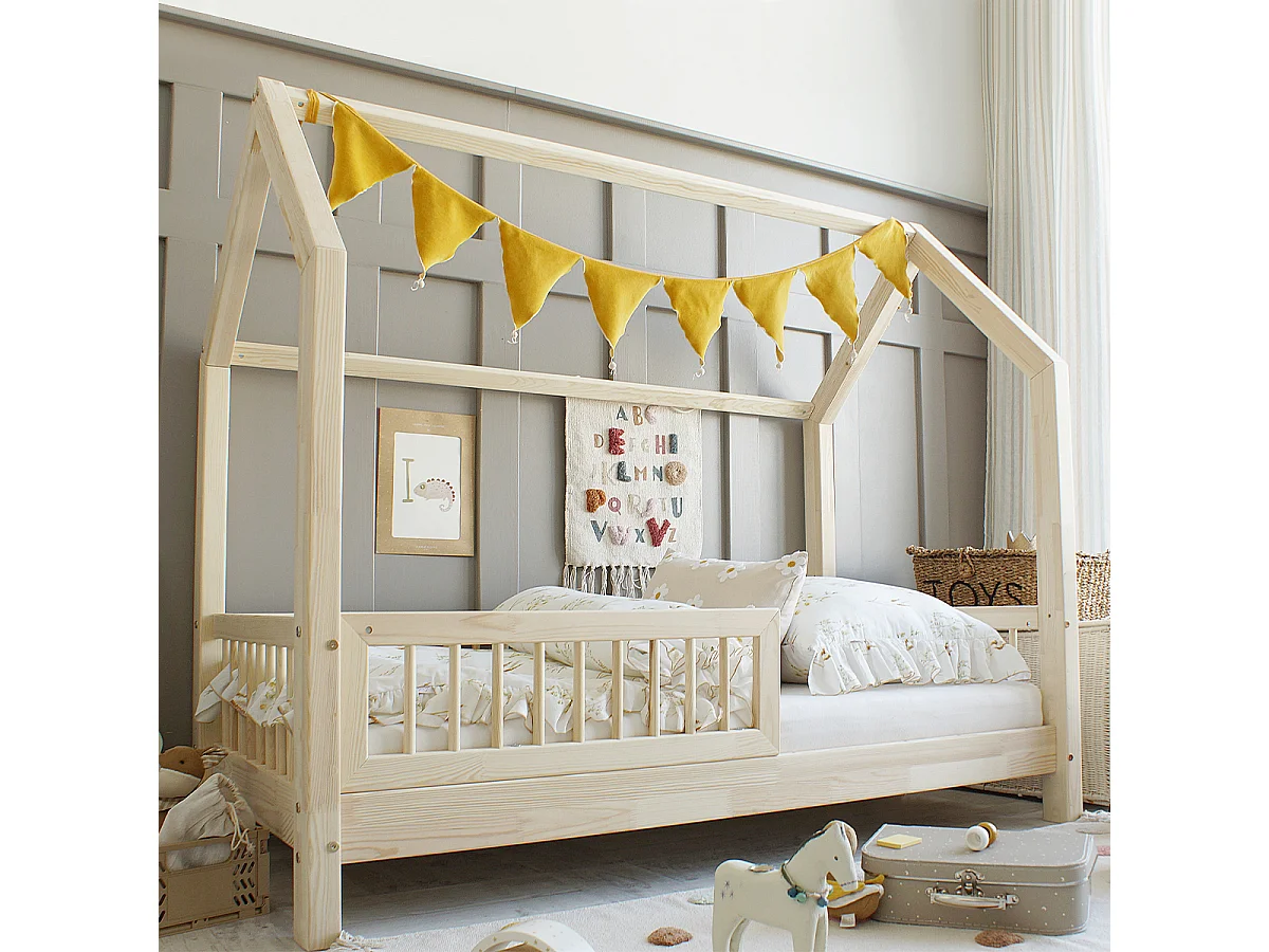 Lit cabane 90x200 barrière et sommier inclus pieds 10 cm Sofia Bois