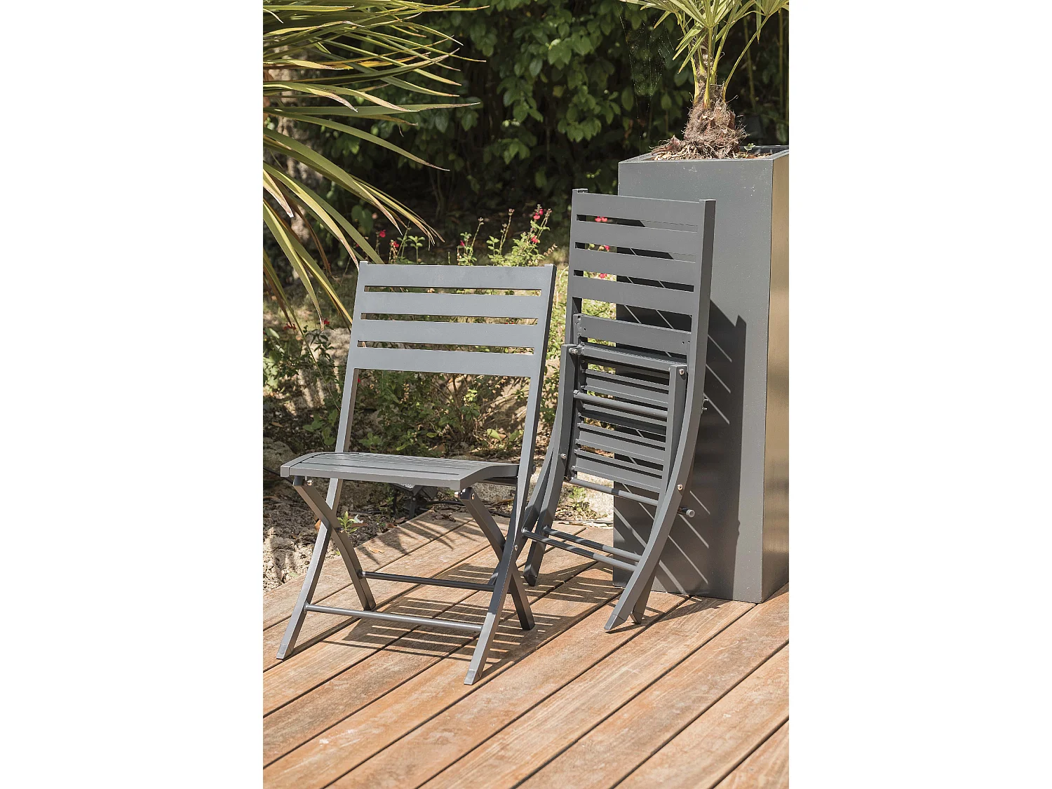 Set mit 2 Gartenstühlen ausem Aluminium